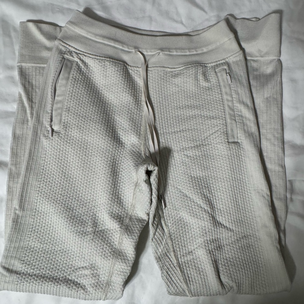 Lululemon Cream Textured leggings
